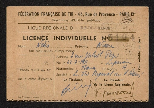 Licence individuelle de la Ligue Régionale d'île de France délivrée à Nison Nesis, datée de l'année 1951