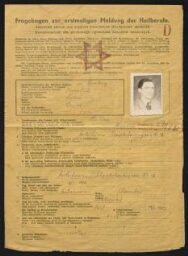 Fragebogen zur erstmaligen Meldung der Heilberufe au nom de Stanislaw Halicz, daté du 12 mars 1943